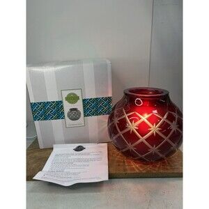 SCENTSY CHRISTMAS GLOW FULL SIZE WARMER